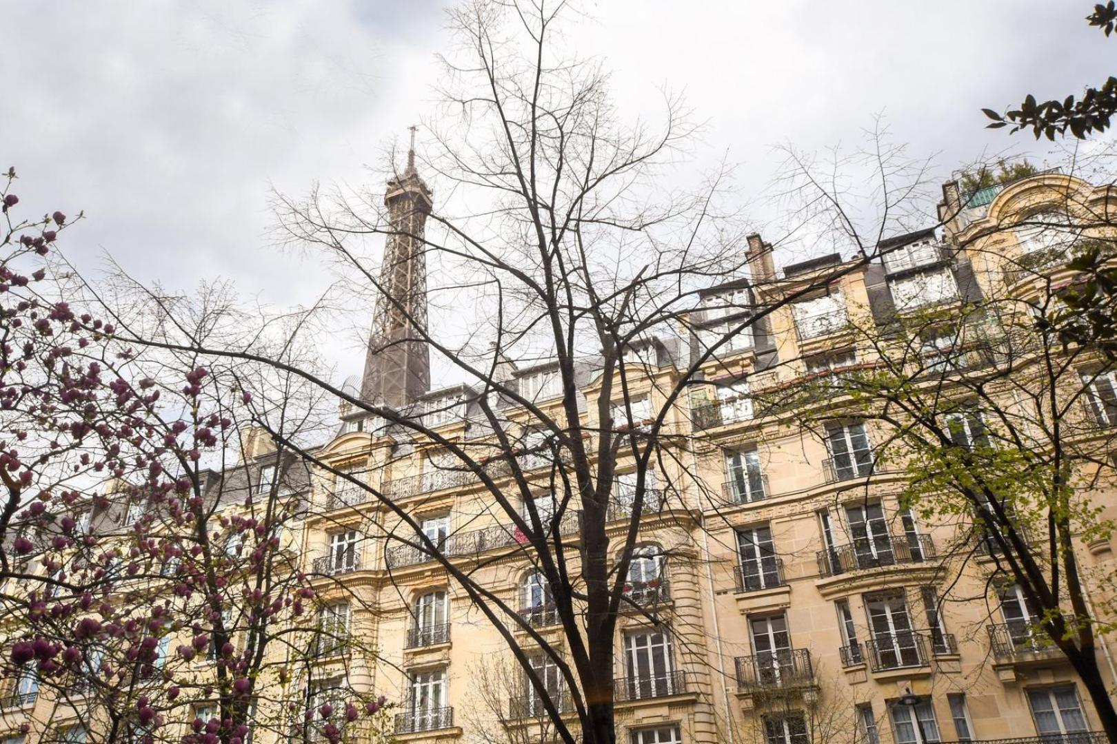 Modern Family Apartment Next To The Eiffel Tower Paris Dış mekan fotoğraf