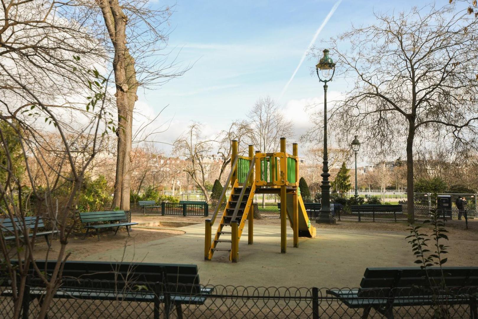 Modern Family Apartment Next To The Eiffel Tower Paris Dış mekan fotoğraf